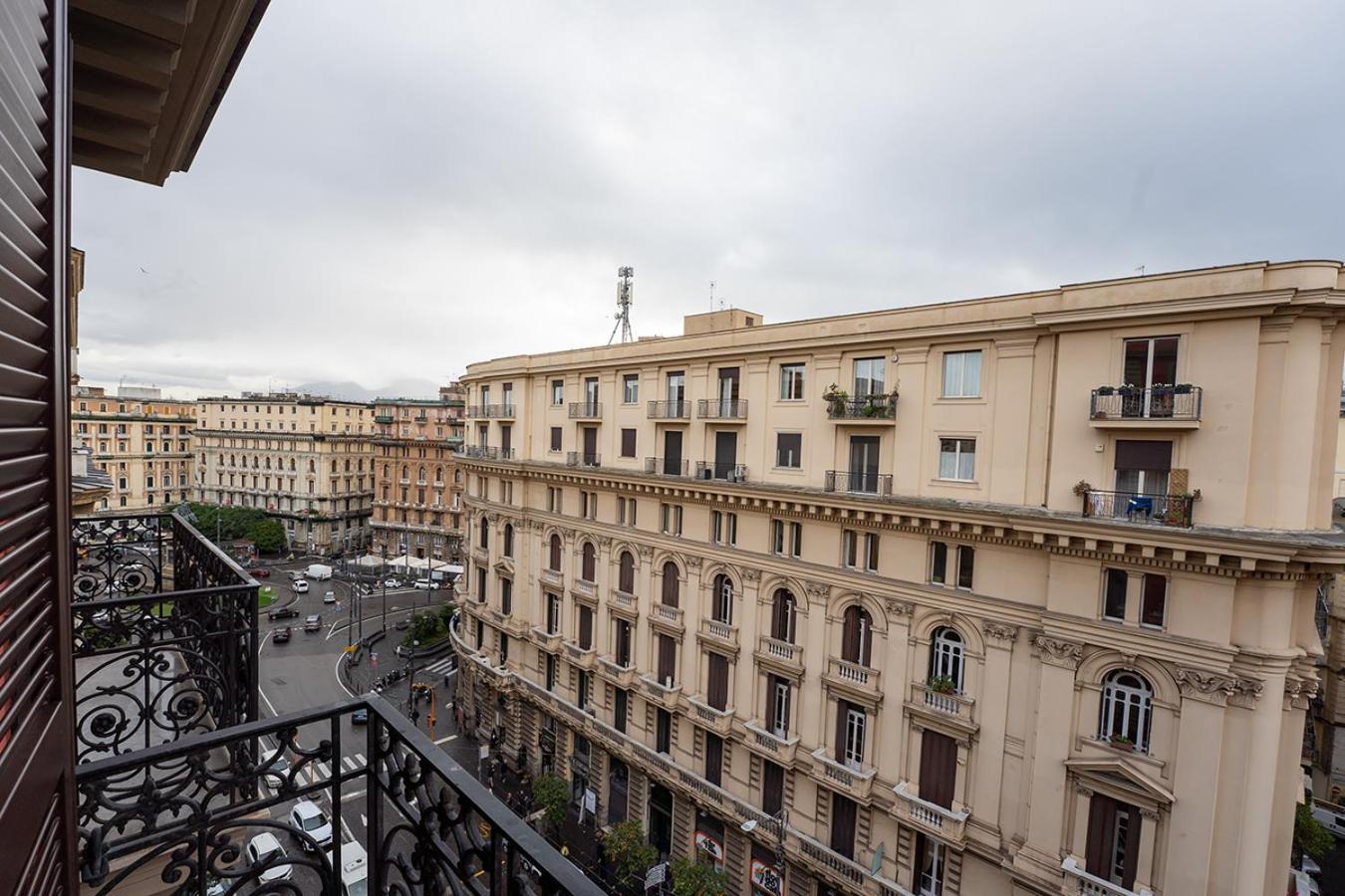 Greros H. Rooms Napoli Centro By Clapa Group Dislocated Hospitality Buitenkant foto